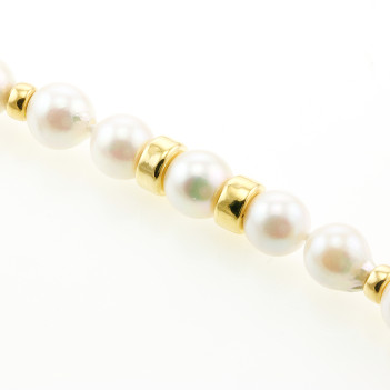 Pulsera perlas detalles oro