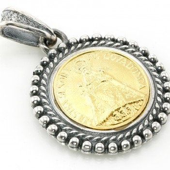 Medalla moneda plata dorada de la Santina